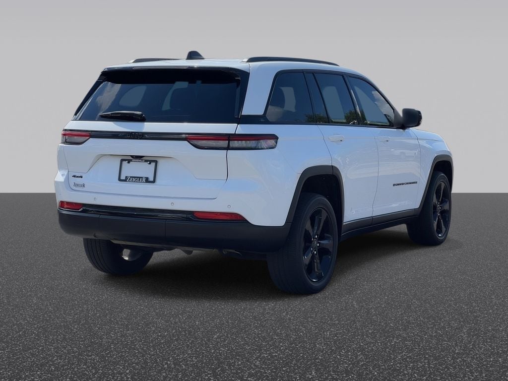 Certified 2022 Jeep Grand Cherokee Altitude SUV