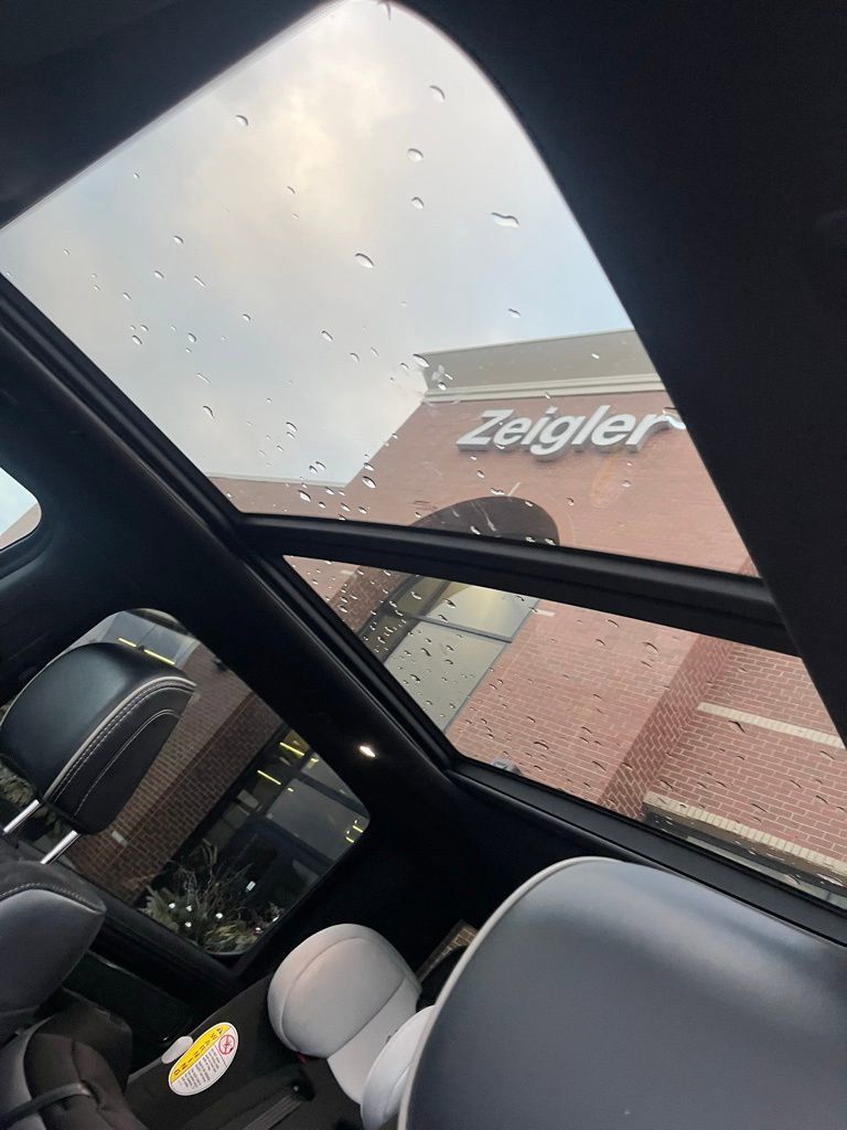 2021 RAM 1500 - Image 10