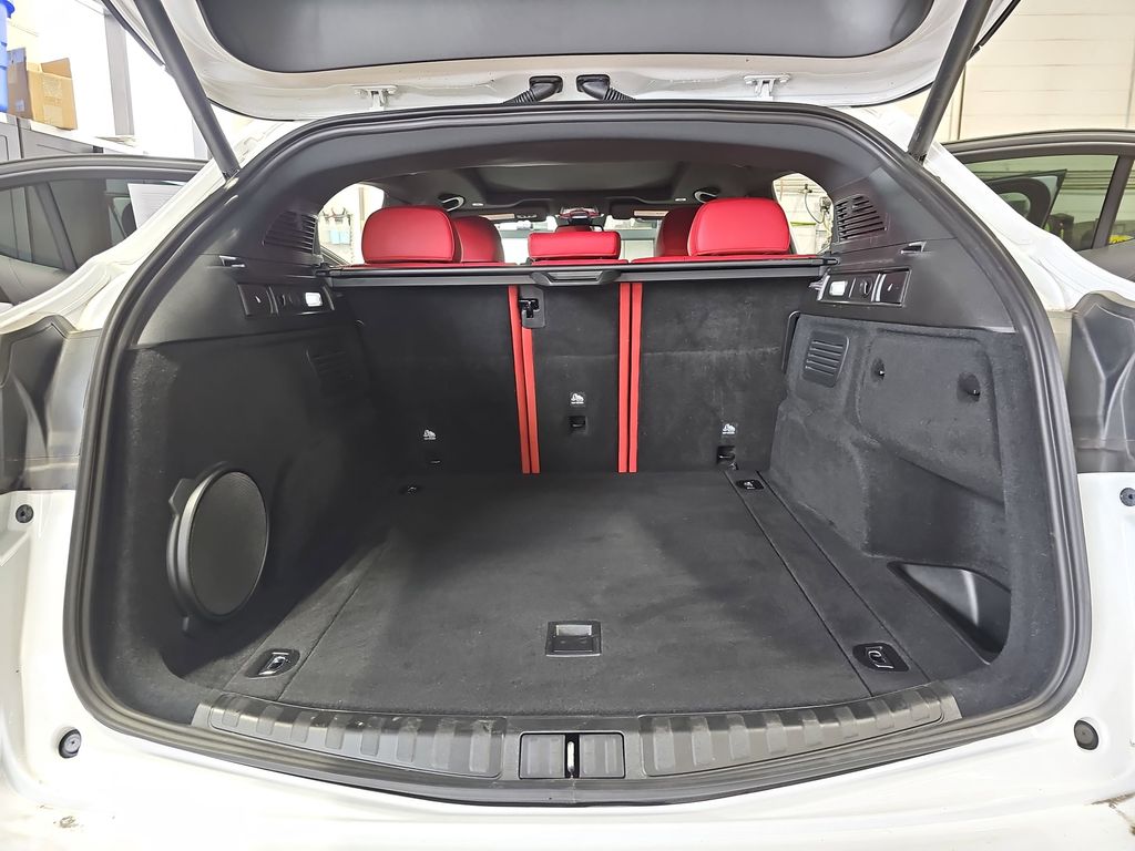 2023 ALFA ROMEO STELVIO - Image 12