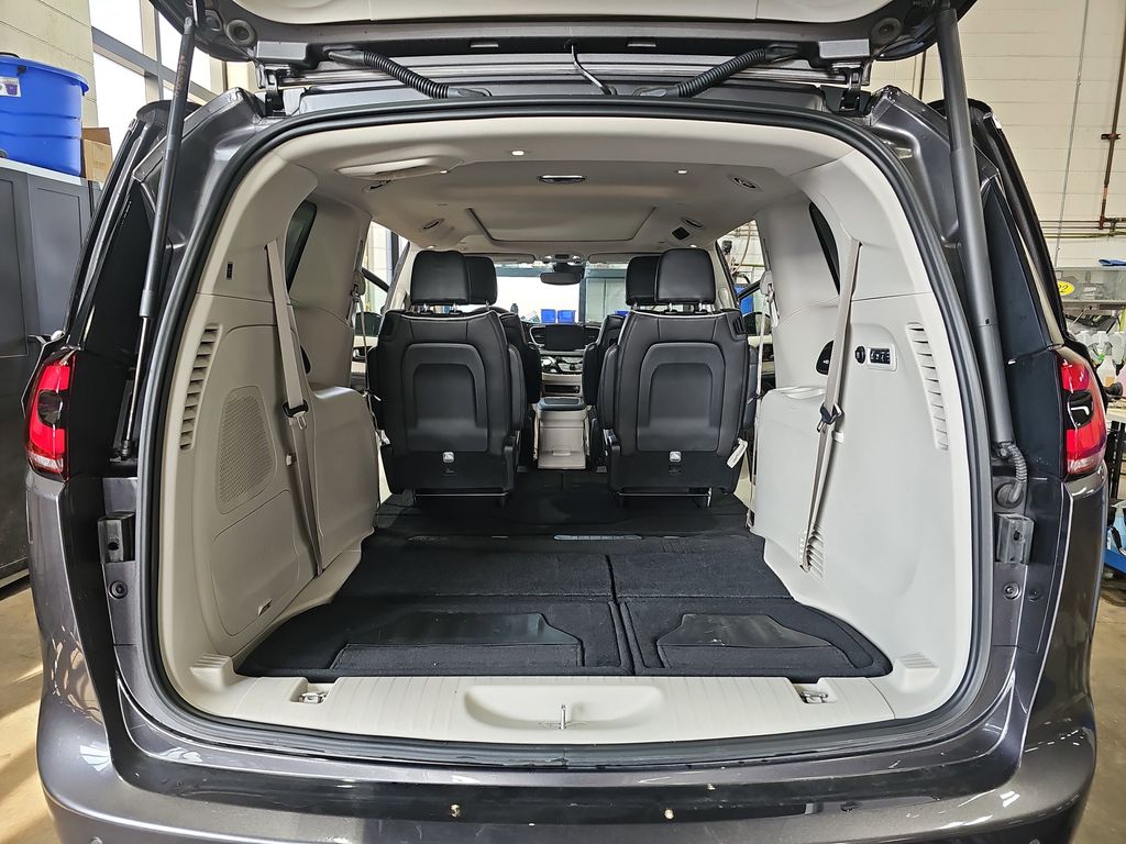 2023 CHRYSLER PACIFICA - Image 14
