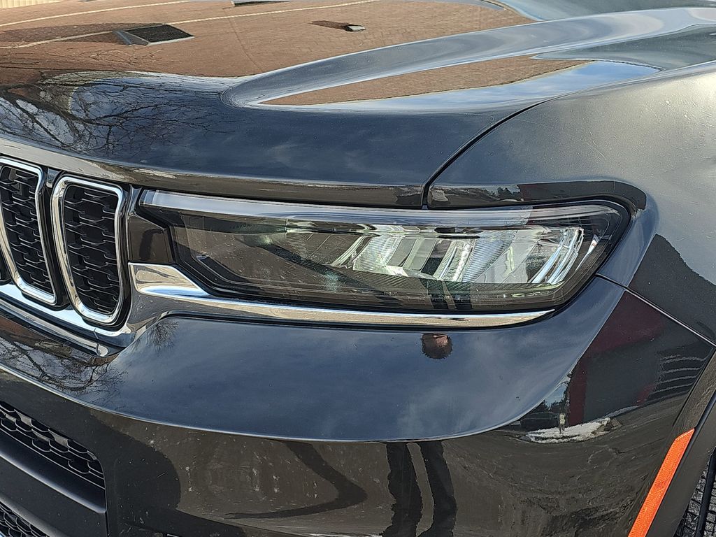 2022 JEEP GRAND CHEROKEE L - Image 33