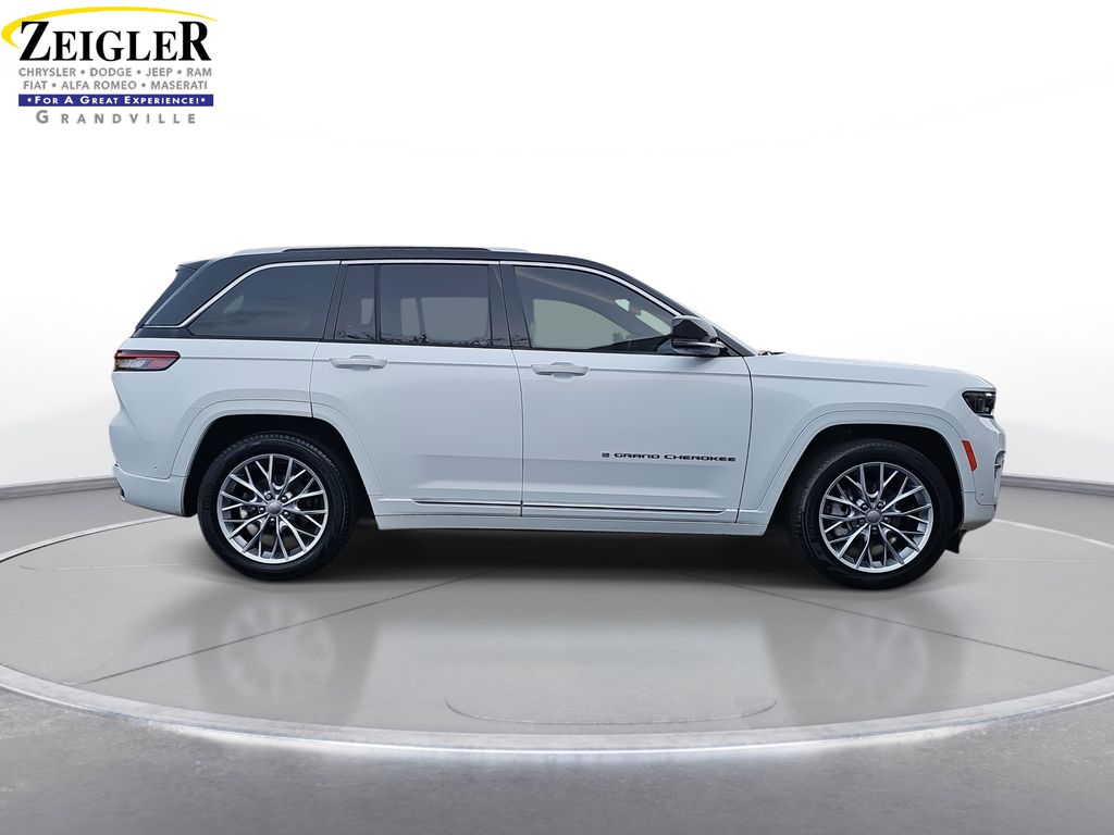 2022 JEEP GRAND CHEROKEE - Image 4