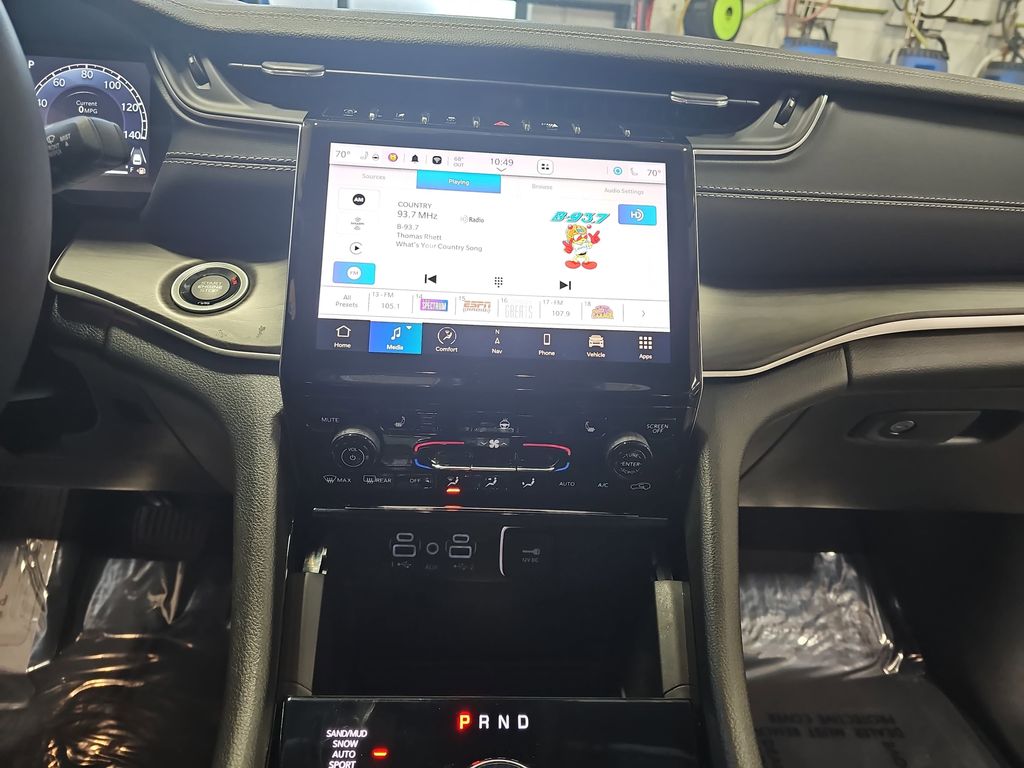 2023 JEEP GRAND CHEROKEE - Image 20