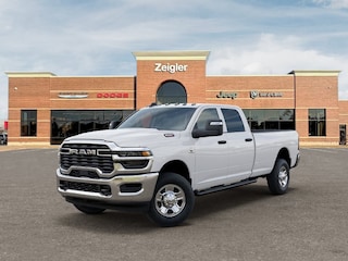2027 Ram 3500 TRADESMAN CREW CAB 4X4 8' BOX Pickup