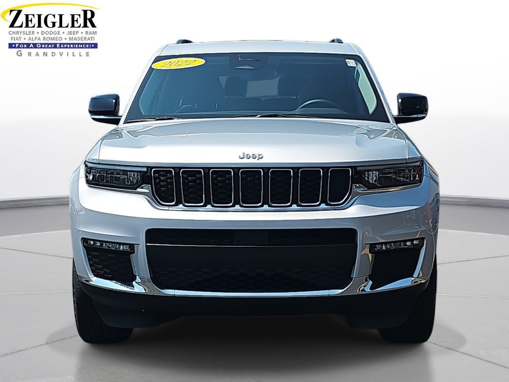 2022 Jeep Grand Cherokee Limited photo 2