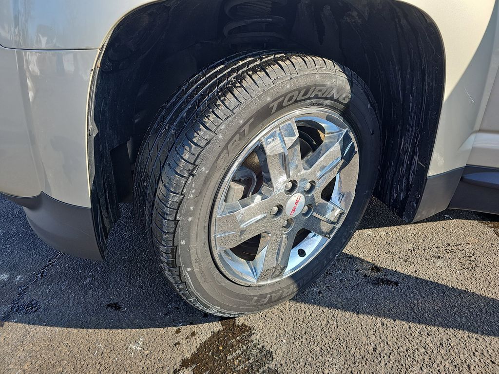 2013 GMC TERRAIN - Image 28