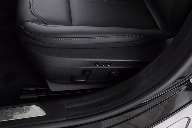 2024 ALFA ROMEO GIULIA (952) - Image 22