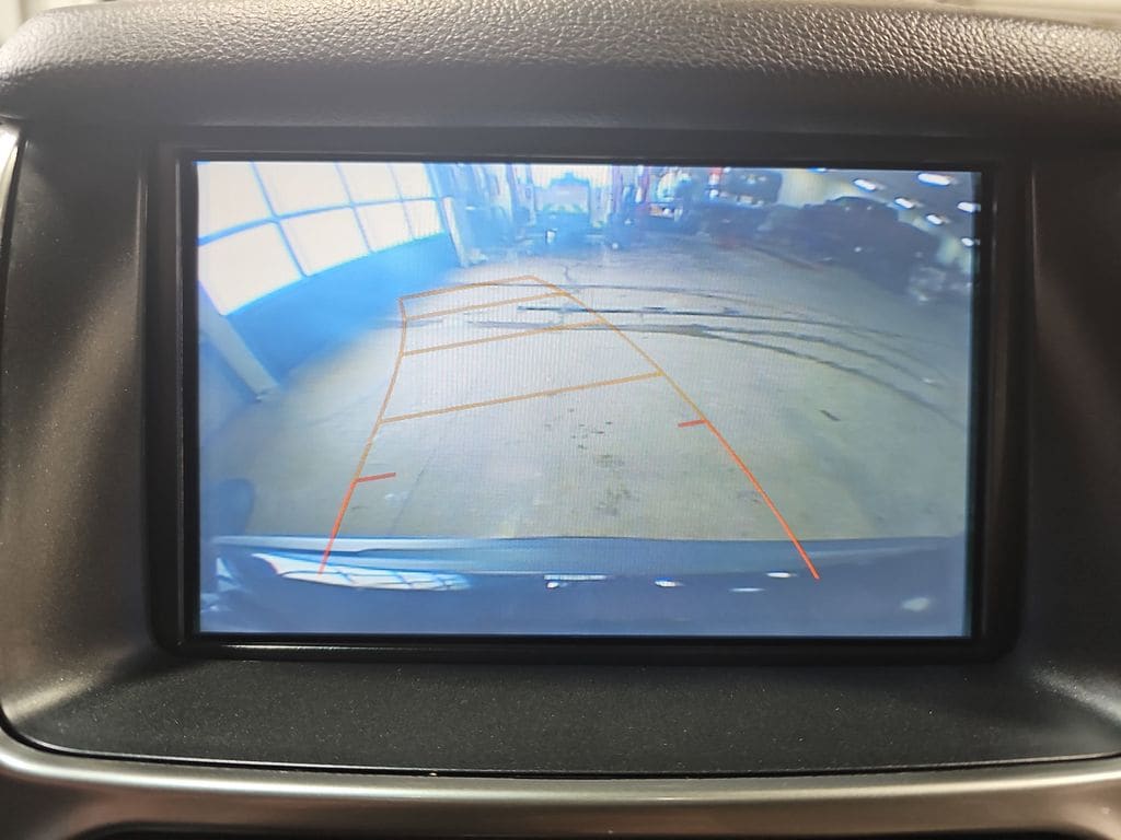 2018 CHEVROLET SUBURBAN - Image 23