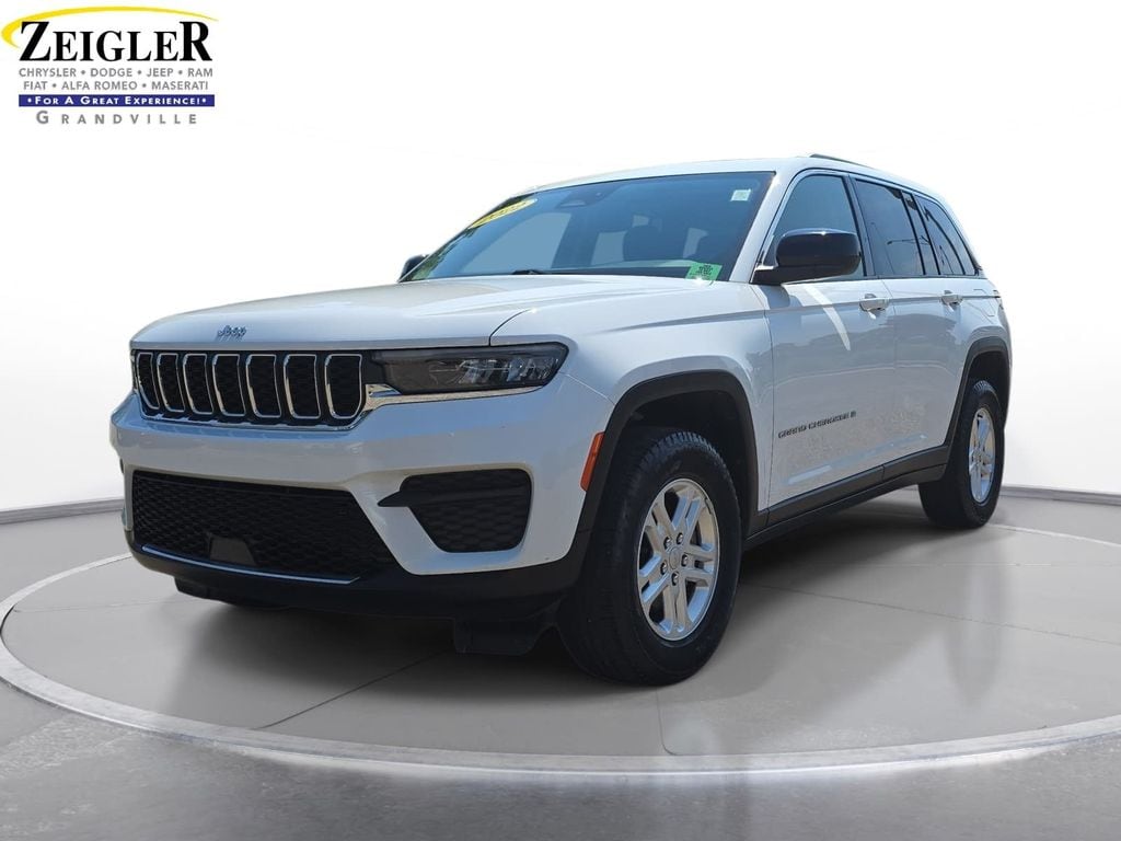Certified 2022 Jeep Grand Cherokee Laredo SUV