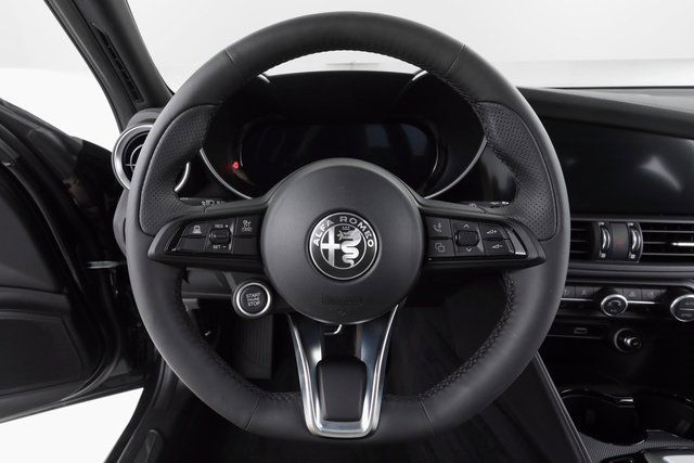 2024 ALFA ROMEO GIULIA (952) - Image 25