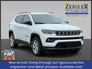 Used 2024 Jeep Compass Latitude SUV for sale in Grandville