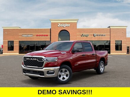 2026 Ram 1500 BIG HORN CREW CAB 4X4 5'7 BOX Pickup