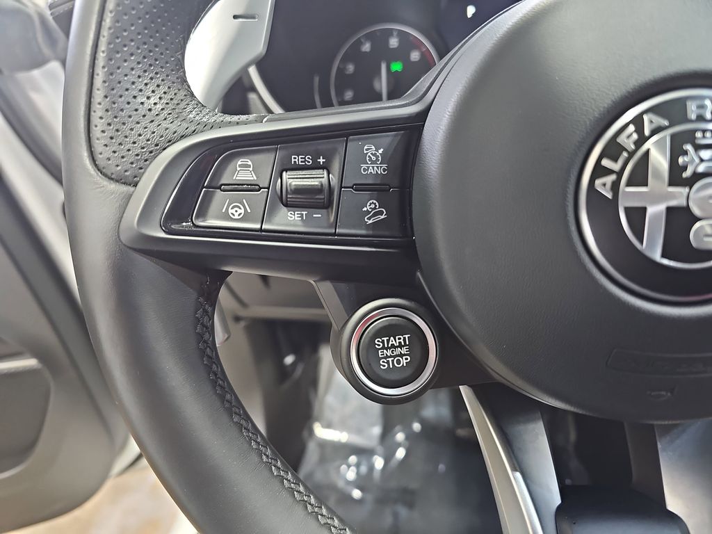 2023 ALFA ROMEO STELVIO - Image 16