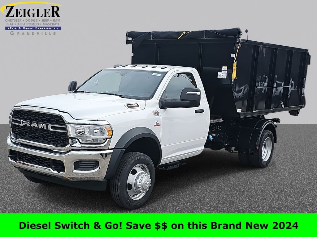 New 2024 Ram 5500 Chassis Cab TRADESMAN REGULAR 4X4 84' CA Pickup