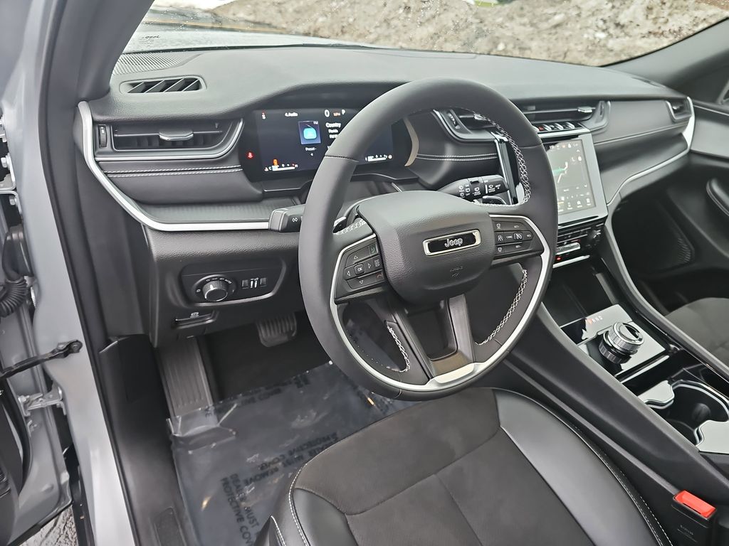 2023 JEEP GRAND CHEROKEE - Image 16