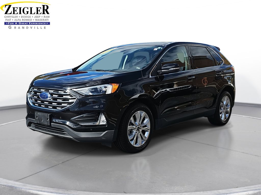 2024 Ford Edge Titanium's photo