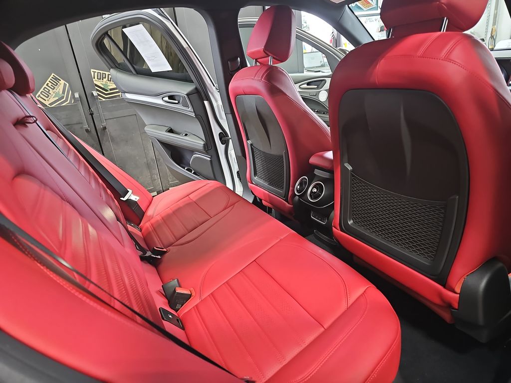 2023 ALFA ROMEO STELVIO - Image 11