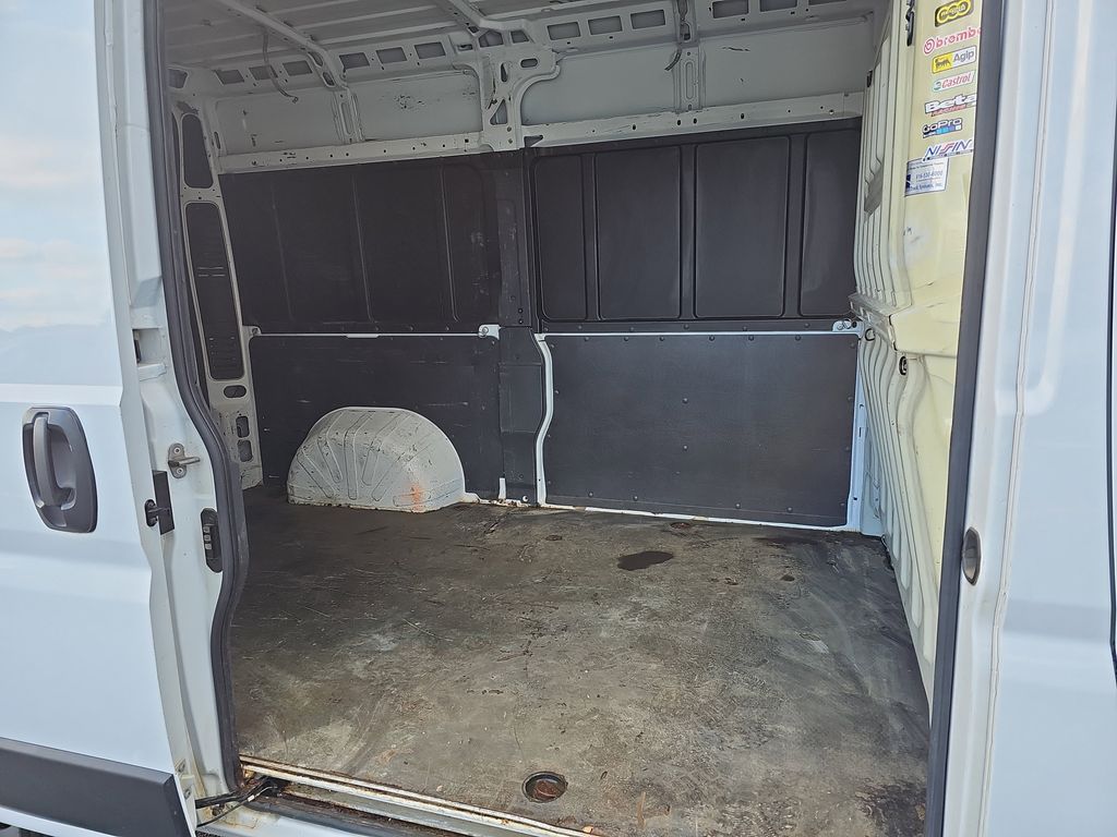 2020 RAM PROMASTER 2500 - Image 11