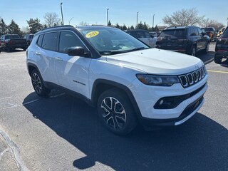 Used 2023 Jeep Compass Limited SUV for sale in Grandville