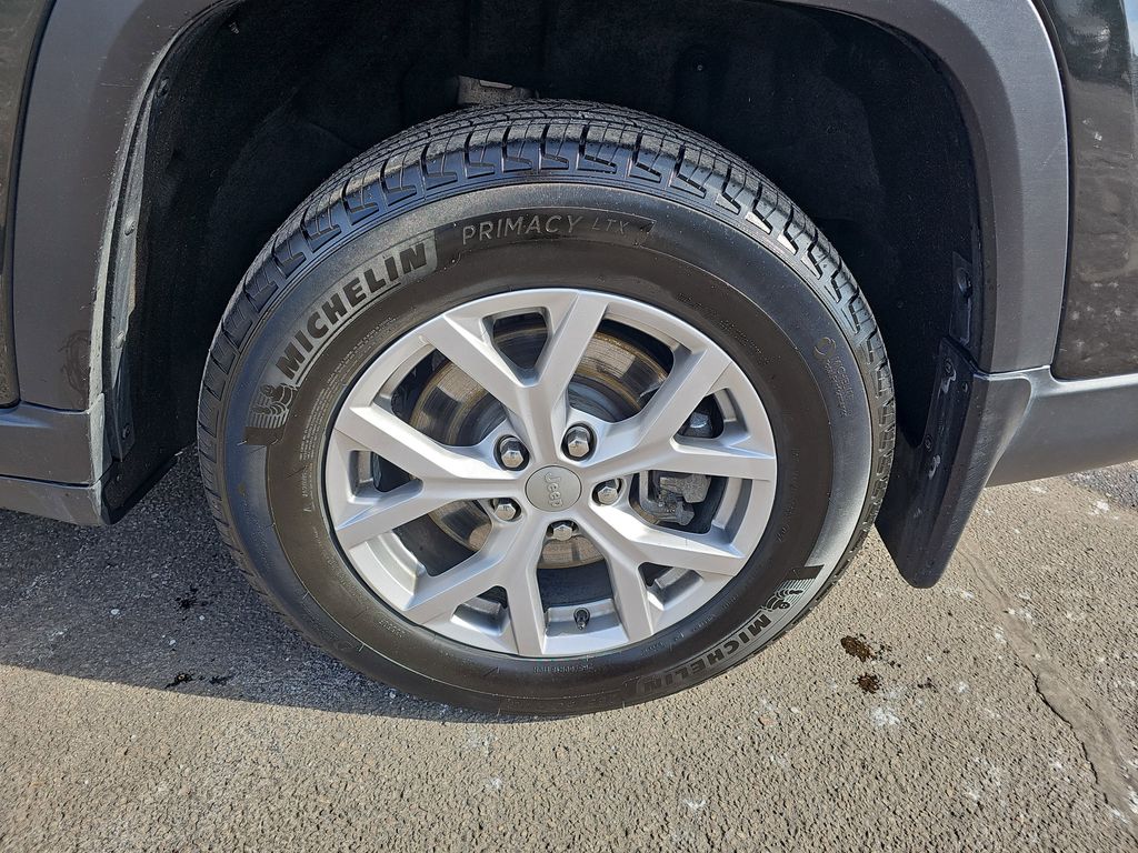 2022 JEEP GRAND CHEROKEE L - Image 35