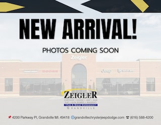 Used 2024 Jeep Compass Latitude SUV for sale in Grandville