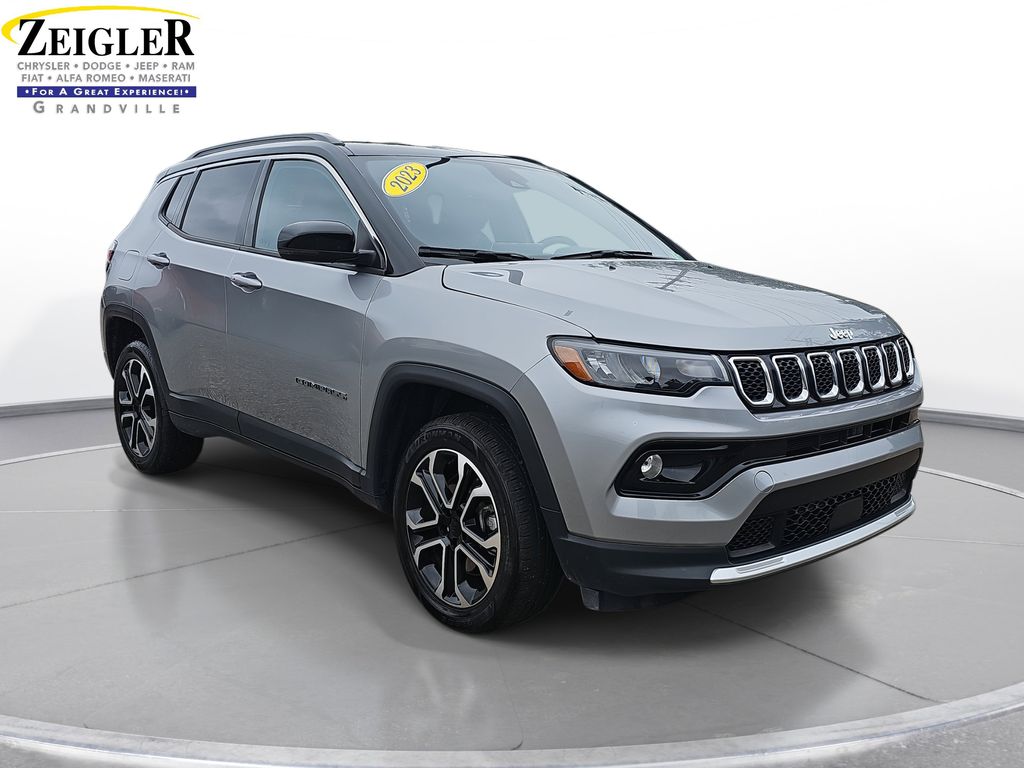 2023 Jeep Compass Limited photo 2