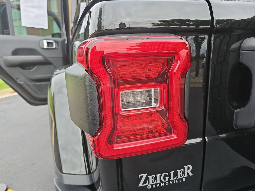 2024 JEEP WRANGLER - Image 32