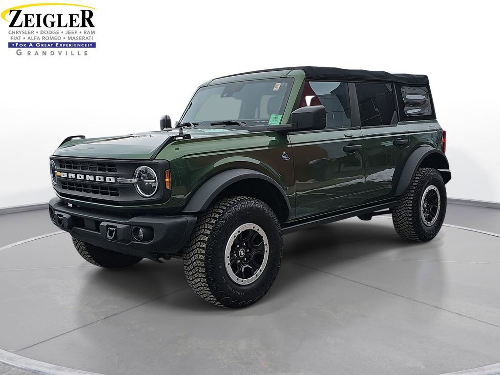 2022 Ford Bronco 4-Door Black Diamond