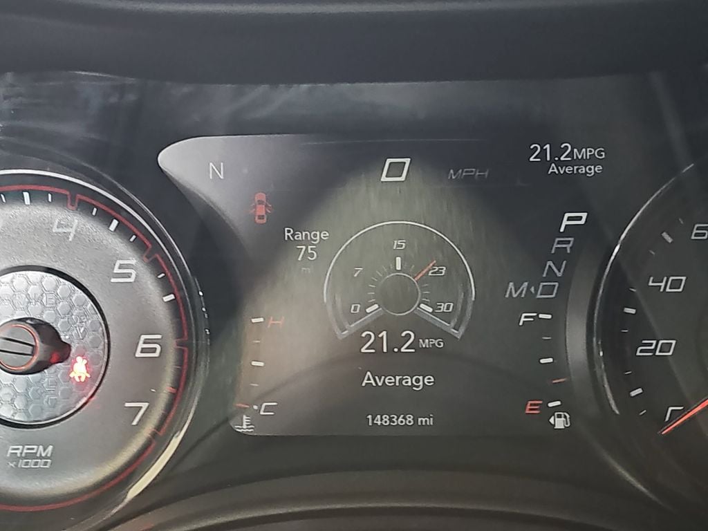 2017 DODGE CHARGER - Image 18