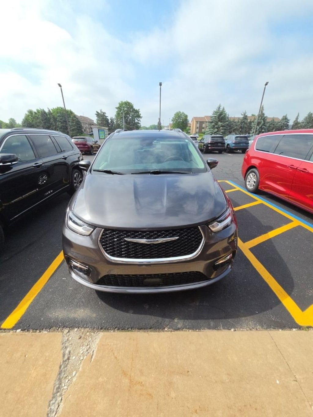 Certified 2021 Chrysler Pacifica Touring L Van Passenger Van