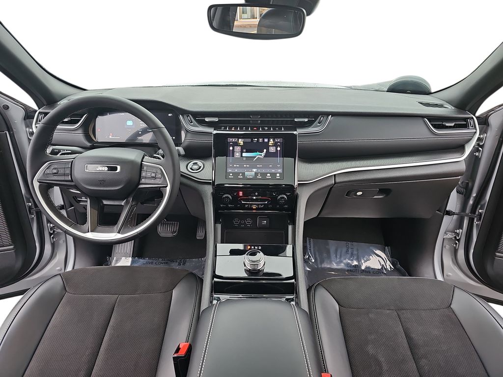 2023 JEEP GRAND CHEROKEE - Image 9