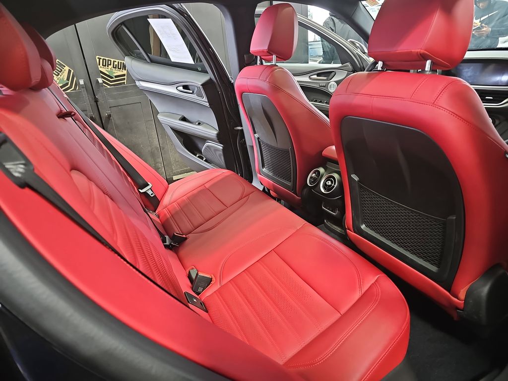 2023 ALFA ROMEO STELVIO - Image 11