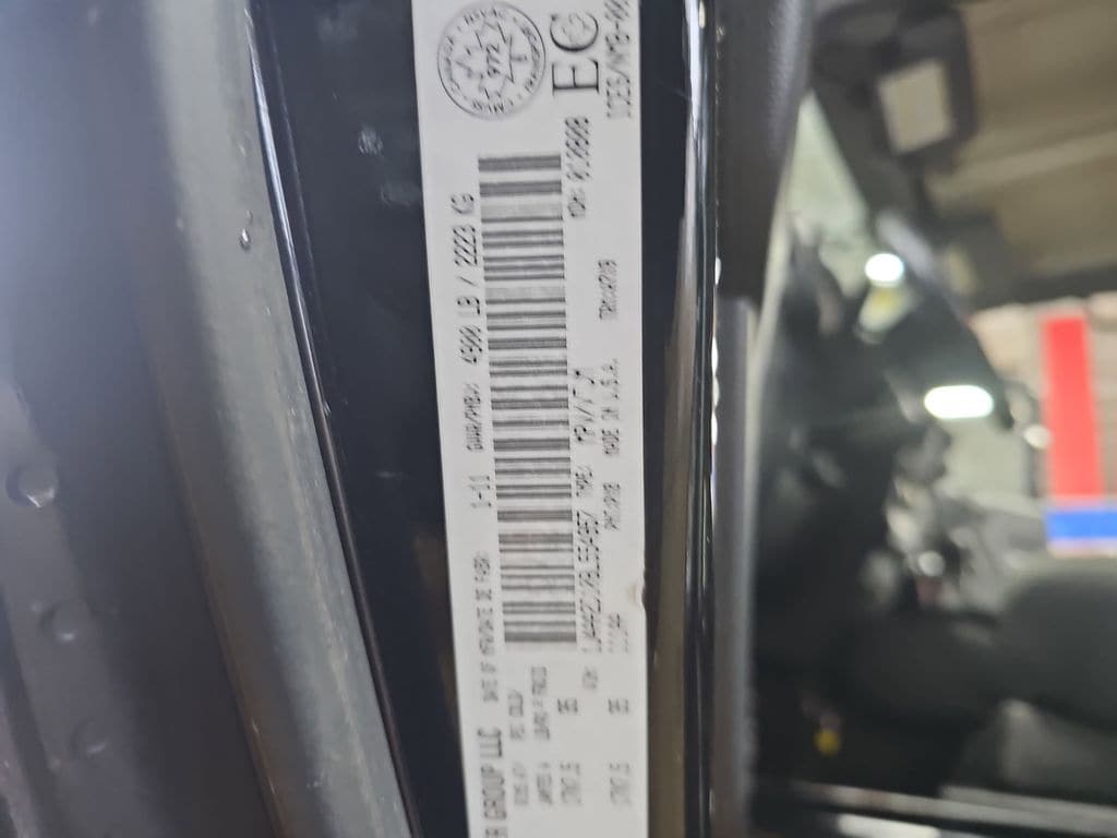 2011 JEEP WRANGLER - Image 29