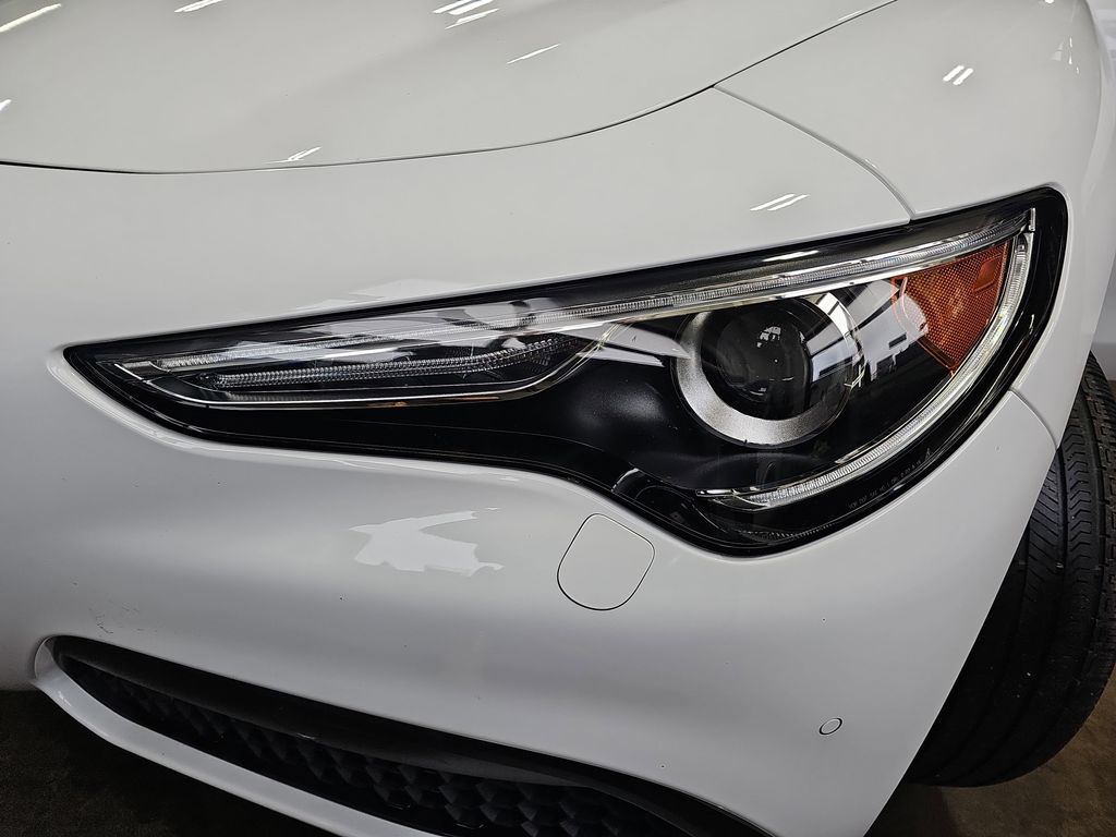 2023 ALFA ROMEO STELVIO - Image 27