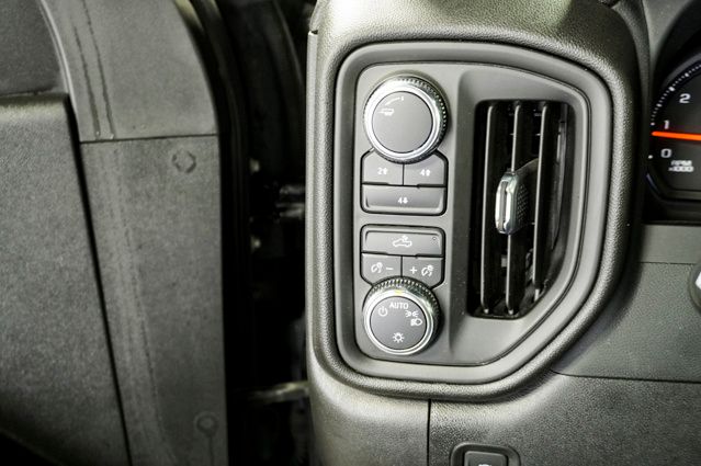 2024 GMC SIERRA HD - Image 21