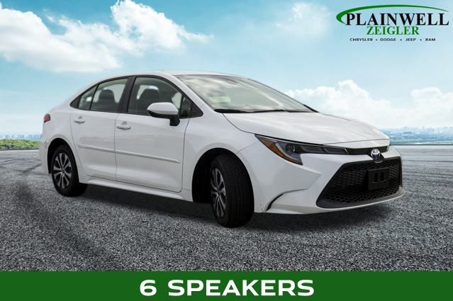 2022 Toyota Corolla Hybrid LE photo 3