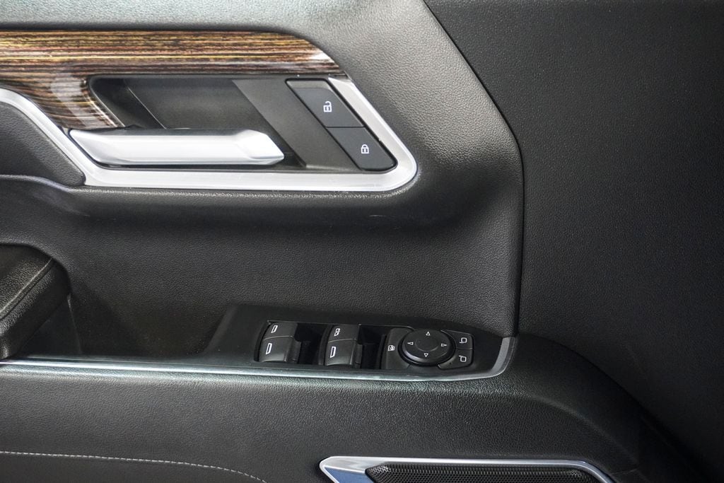 2023 GMC SIERRA - Image 24