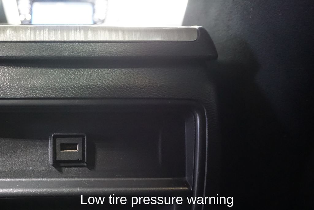 2017 NISSAN MURANO - Image 10