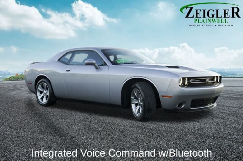 Used 2016 Dodge Challenger SXT Coupe