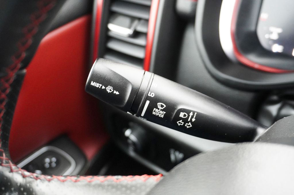 2023 RAM 1500 - Image 20