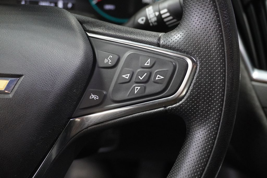 2021 CHEVROLET MALIBU - Image 21