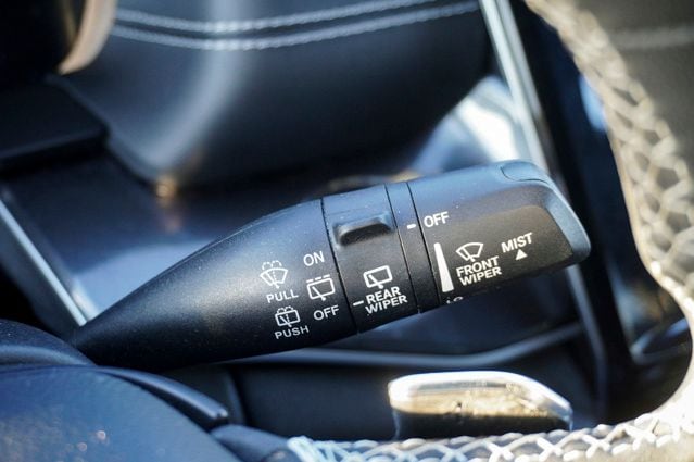 2023 JEEP GRAND CHEROKEE - Image 23