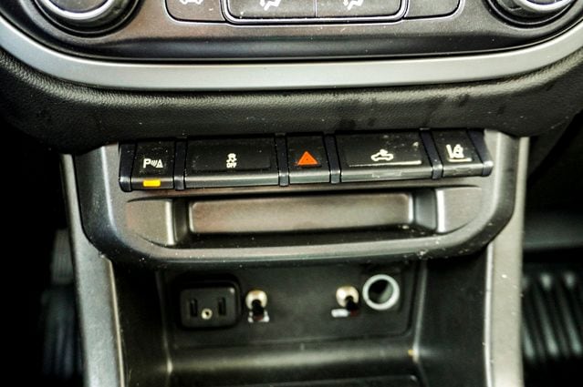 2022 CHEVROLET COLORADO - Image 16