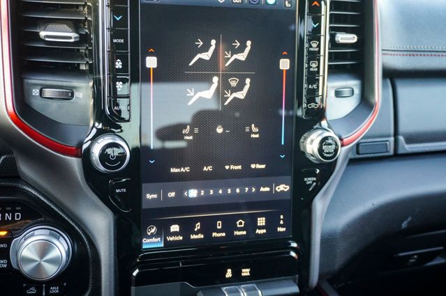 2023 RAM 1500 - Image 15