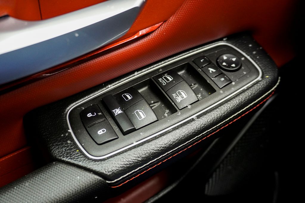 2023 RAM 1500 - Image 48
