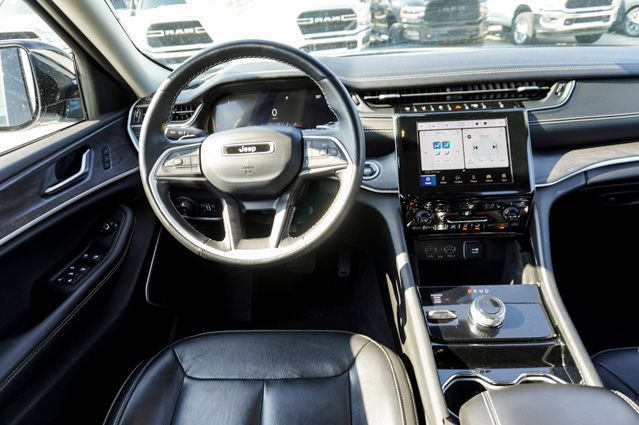 2022 JEEP GRAND CHEROKEE L - Image 15