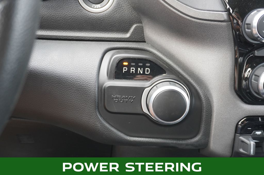 2023 RAM 3500 - Image 17