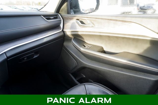 2023 JEEP GRAND CHEROKEE - Image 32