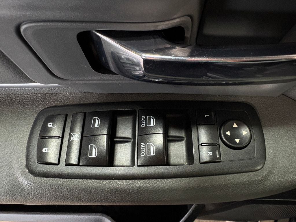 2018 RAM 1500 - Image 19