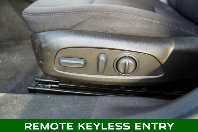 2022 CHEVROLET MALIBU - Image 14